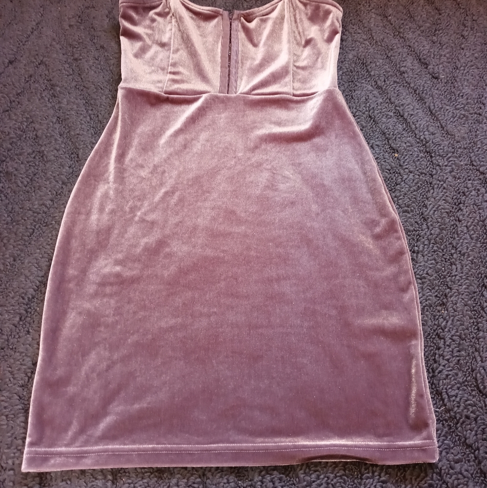LAVENDER TIGHT DRESS - Picture 8 of 10